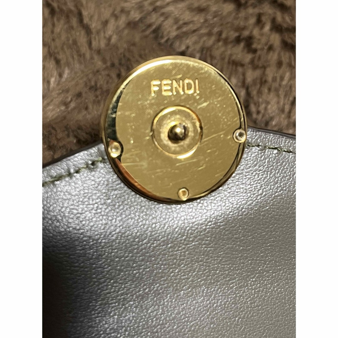 FENDI(フェンディ)のFENDI 美品　エフイズ　保存袋&箱あり　コンチネンタル　長財布 レディースのファッション小物(財布)の商品写真