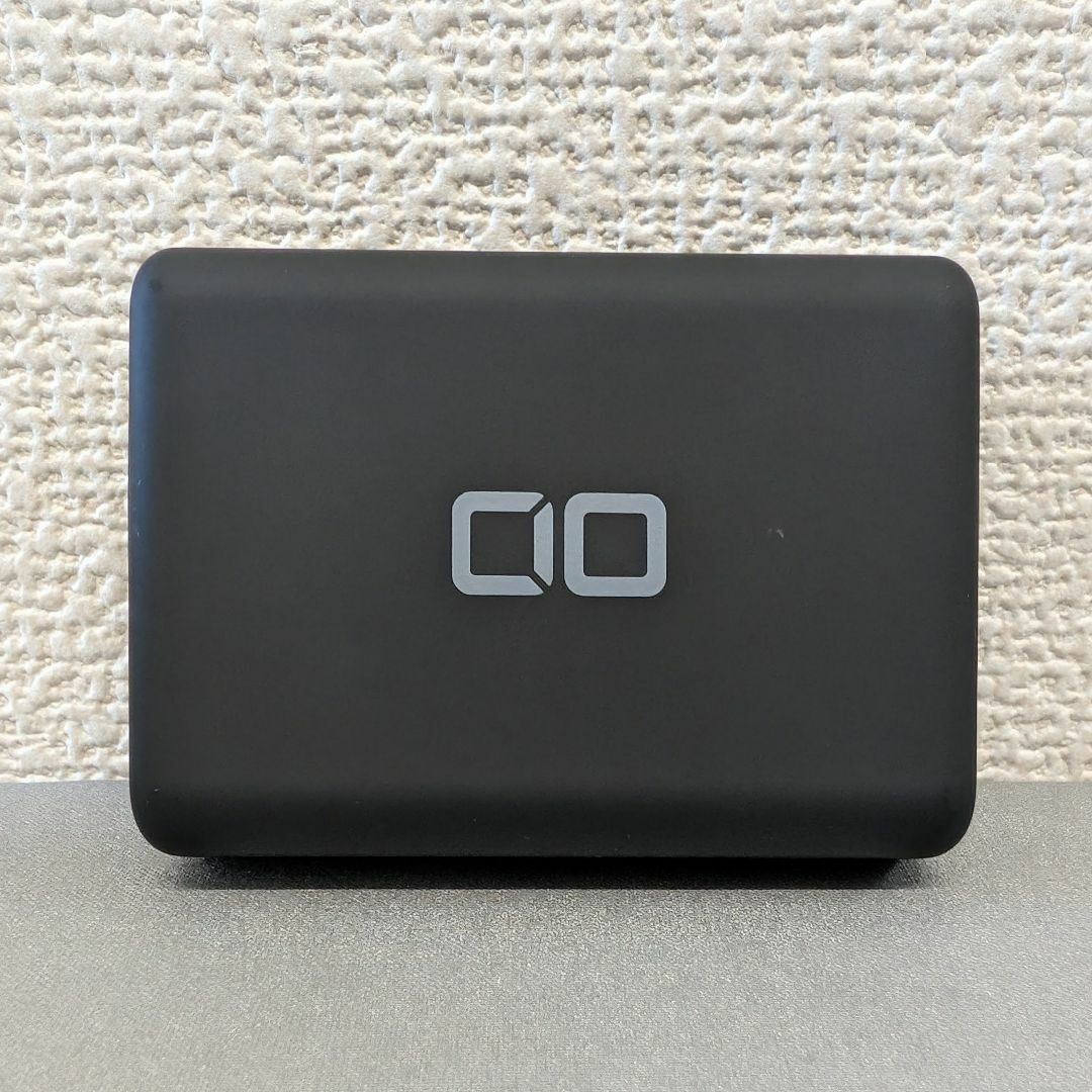 CIO(シーアイオー)のCIO SMARTCOBY Pro 10000mAh 30W スマホ/家電/カメラのスマートフォン/携帯電話(バッテリー/充電器)の商品写真