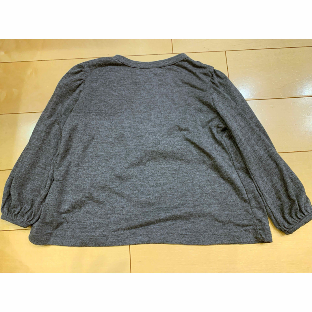 女の子　長袖　トップス　2枚セット　95 100 キッズ/ベビー/マタニティのキッズ服女の子用(90cm~)(Tシャツ/カットソー)の商品写真