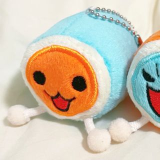 バンダイナムコエンターテインメント(BANDAI NAMCO Entertainment)の太鼓の達人　ゆらりんこっと　ぬいぐるみ　マスコット　どん　かつ(キャラクターグッズ)