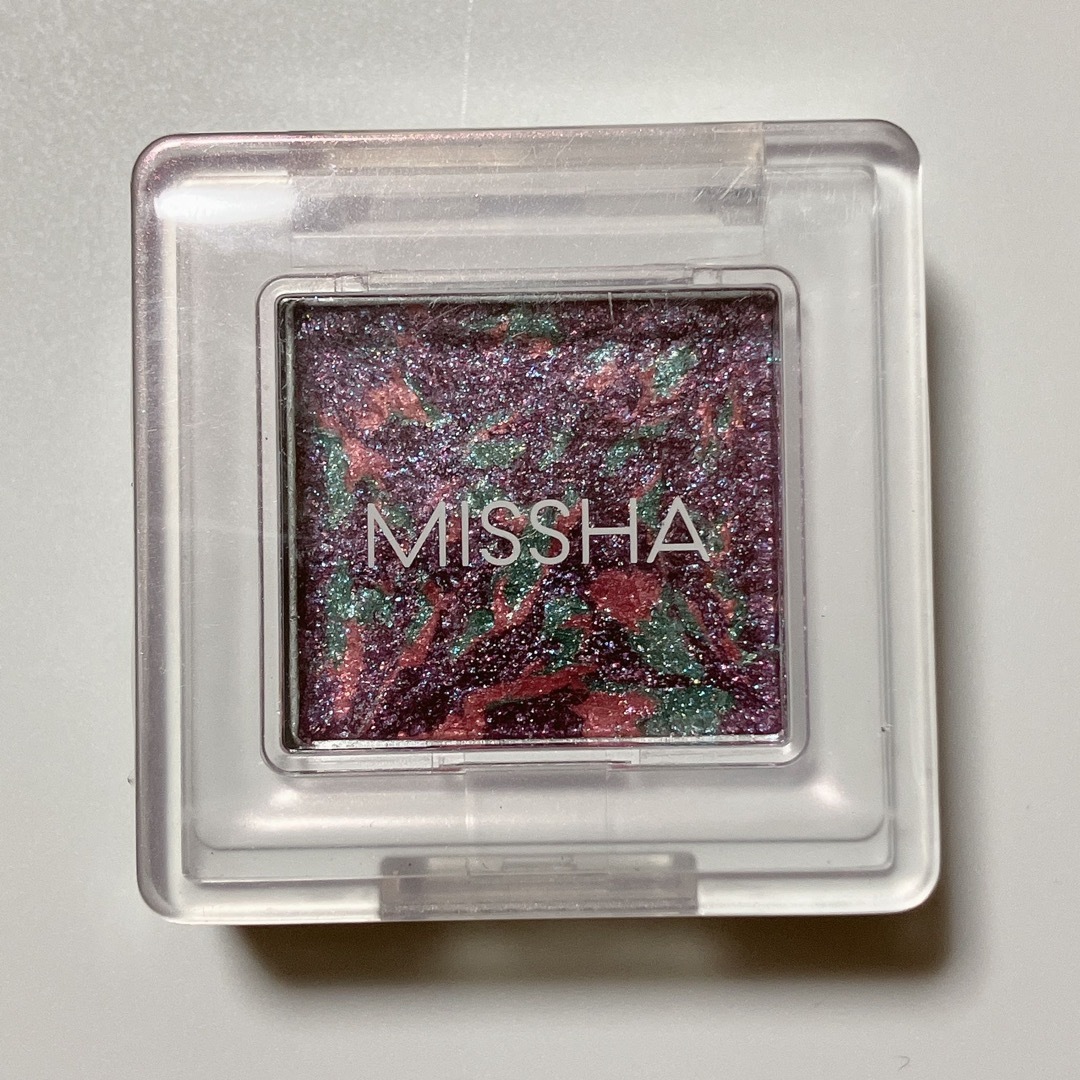 MISSHA(ミシャ)の【未使用】ミシャ　アイシャドウ　グリッタープリズム　マーブル コスメ/美容のベースメイク/化粧品(アイシャドウ)の商品写真