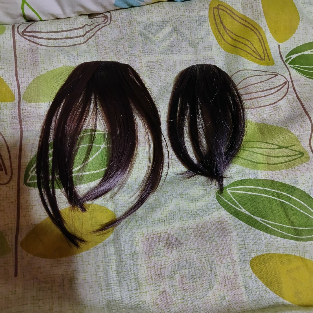 前髪ウィッグ2個セット レディースのウィッグ/エクステ(前髪ウィッグ)の商品写真