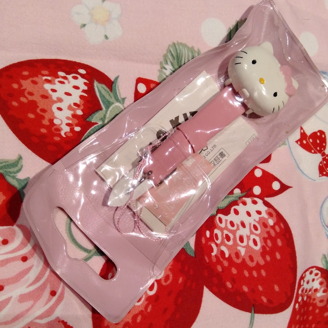 サンリオ(サンリオ)の🎀腕時計🍓ハローキティー🍎キティーチャン🎀Kitty🍓 エンタメ/ホビーのおもちゃ/ぬいぐるみ(キャラクターグッズ)の商品写真