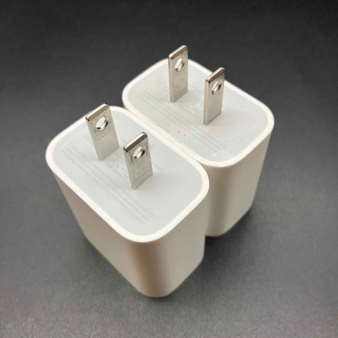 Apple(アップル)の即決 Apple アップル 20W USB-C 電源アダプタ 2個セット スマホ/家電/カメラのスマートフォン/携帯電話(バッテリー/充電器)の商品写真
