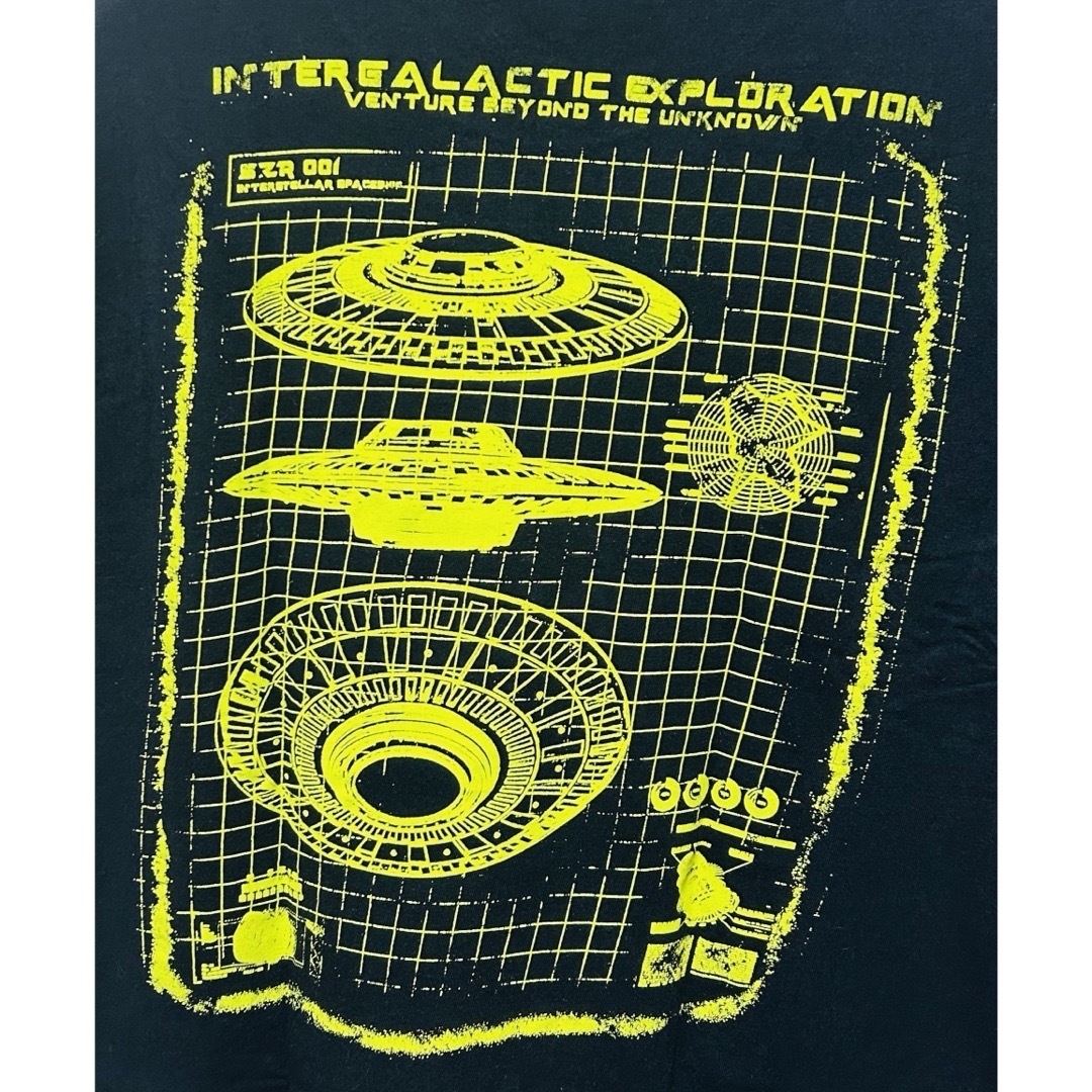 【US古着】 ヴィンテージプリントTシャツ　Y2Kテイスト(ブラック×イエロー) メンズのトップス(Tシャツ/カットソー(半袖/袖なし))の商品写真