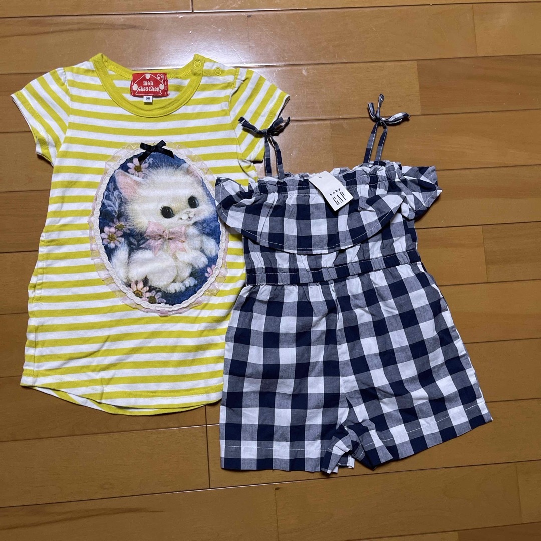 babyGAP(ベビーギャップ)の子供服　90センチ キッズ/ベビー/マタニティのキッズ服女の子用(90cm~)(Tシャツ/カットソー)の商品写真