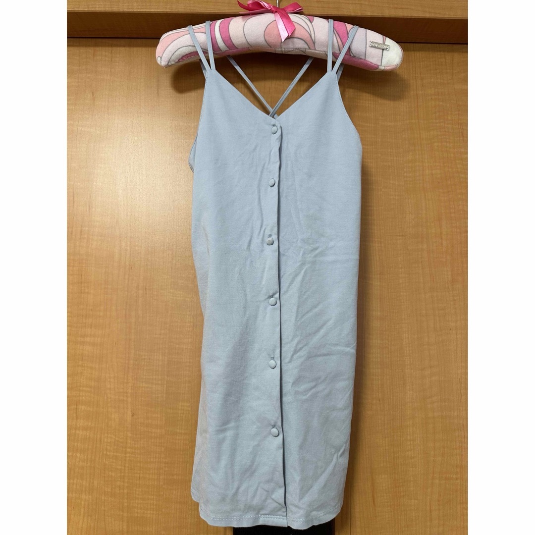 GU(ジーユー)のGUキッズ120cmキャミワンピ キッズ/ベビー/マタニティのキッズ服女の子用(90cm~)(ワンピース)の商品写真