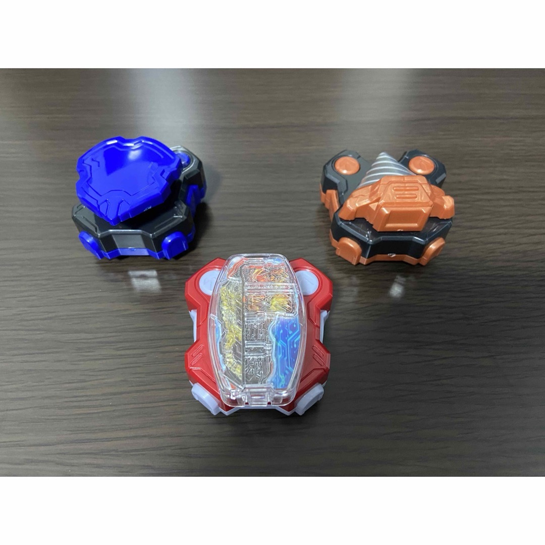 【バラ売り相談可】仮面ライダーギーツ レイズバックル3点セット エンタメ/ホビーのおもちゃ/ぬいぐるみ(その他)の商品写真