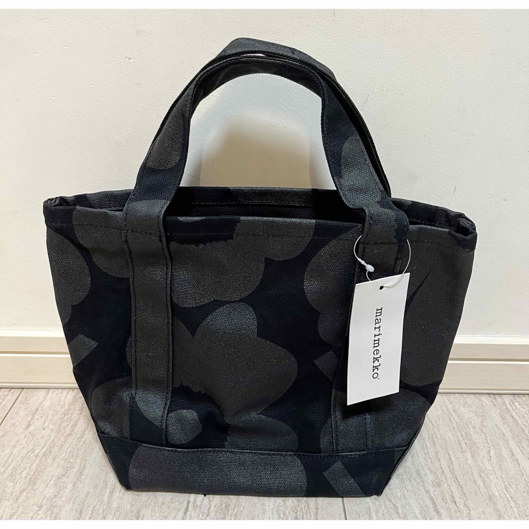 marimekko(マリメッコ)の新品新品 マリメッコ 【marimekko】トートバッグ セイディ ブラック レディースのバッグ(トートバッグ)の商品写真