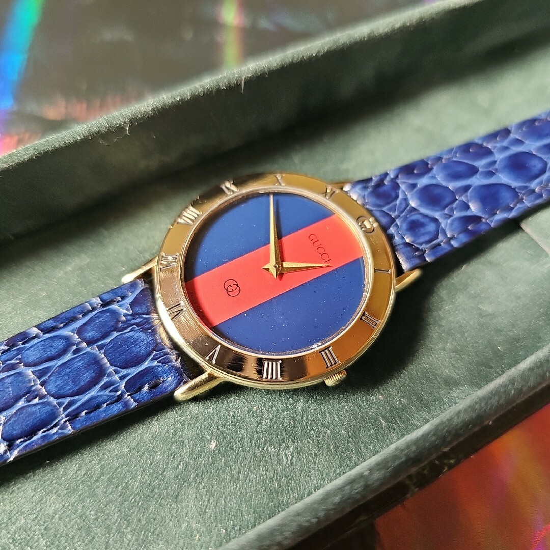 Gucci(グッチ)の【超美品レア】グッチヴィンテージ3000Mシェリーライン腕時計(新品電池稼働品) メンズの時計(腕時計(アナログ))の商品写真