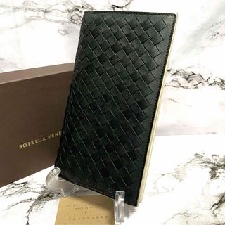 ボッテガヴェネタ(Bottega Veneta)の美品❗️ボッテガべネタ　イントレチャート　ブラック×ホワイト(長財布)