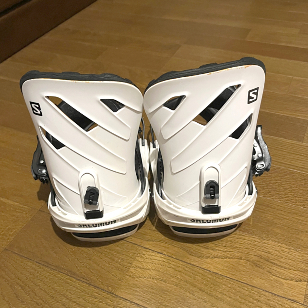 SALOMON(サロモン)のサロモン　ビンディング　スノボ　Sサイズ スポーツ/アウトドアのスノーボード(バインディング)の商品写真