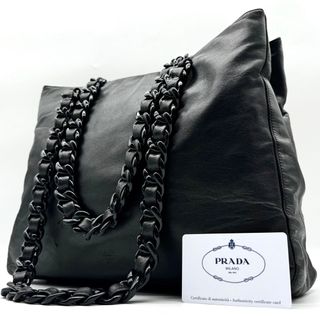 PRADA - ✨希少✨プラダ チェーンショルダーバッグ プラチェーン ロゴ型押し レザー 黒