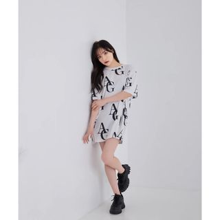 ユニセックス　ロゴTシャツ　アンジービー(Tシャツ/カットソー(半袖/袖なし))