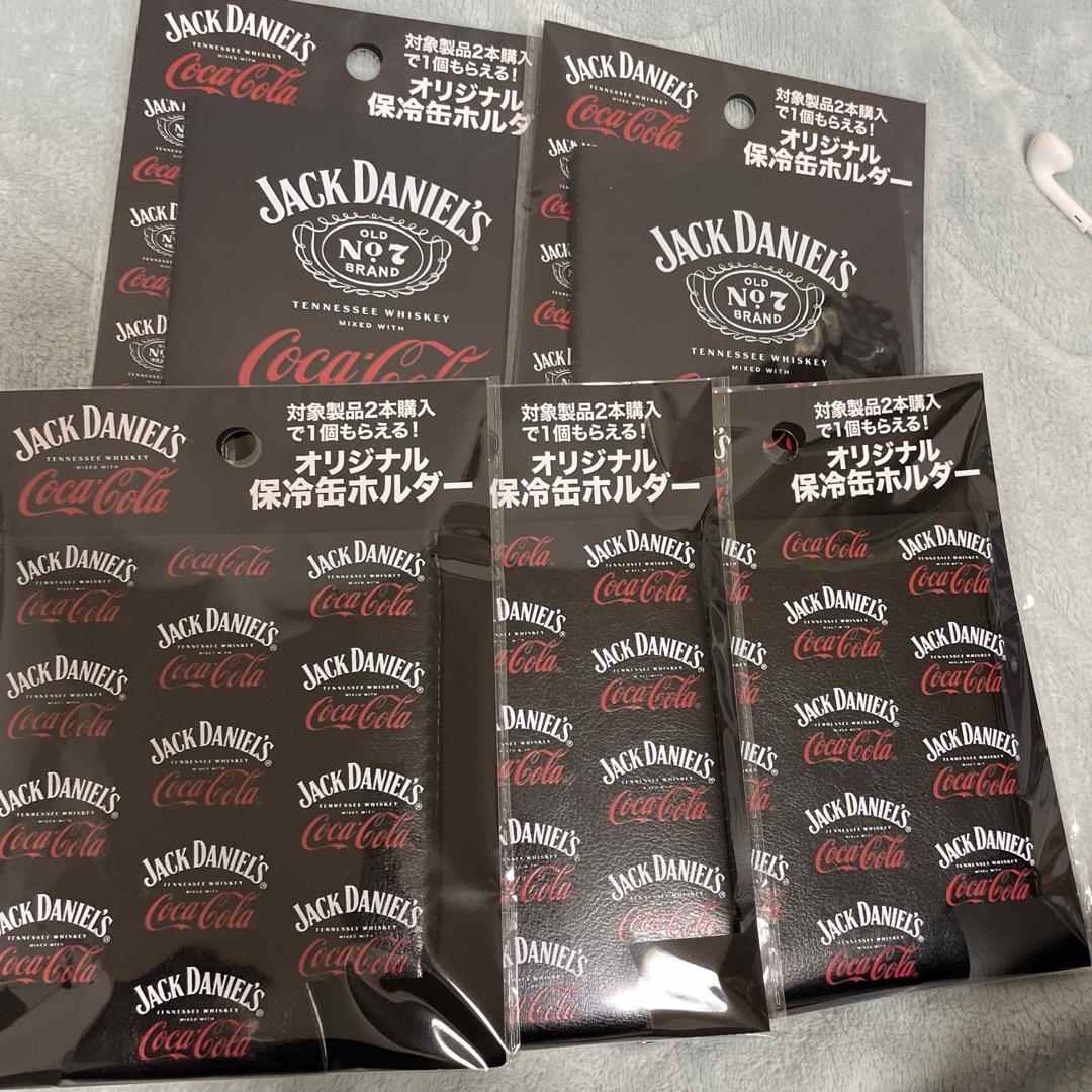 ジャックダニエル×コカコーラ　オリジナル　保冷缶ホルダー 食品/飲料/酒の酒(ウイスキー)の商品写真