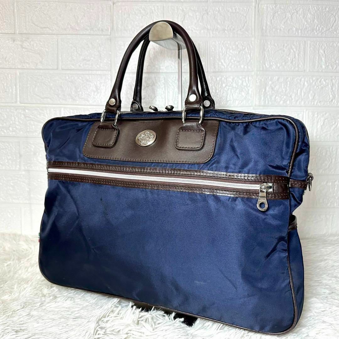 Orobianco(オロビアンコ)のオロビアンコ　2wayビジネスバッグ　ショルダーバッグ　ナイロン　紺　肩掛け可 メンズのバッグ(ビジネスバッグ)の商品写真