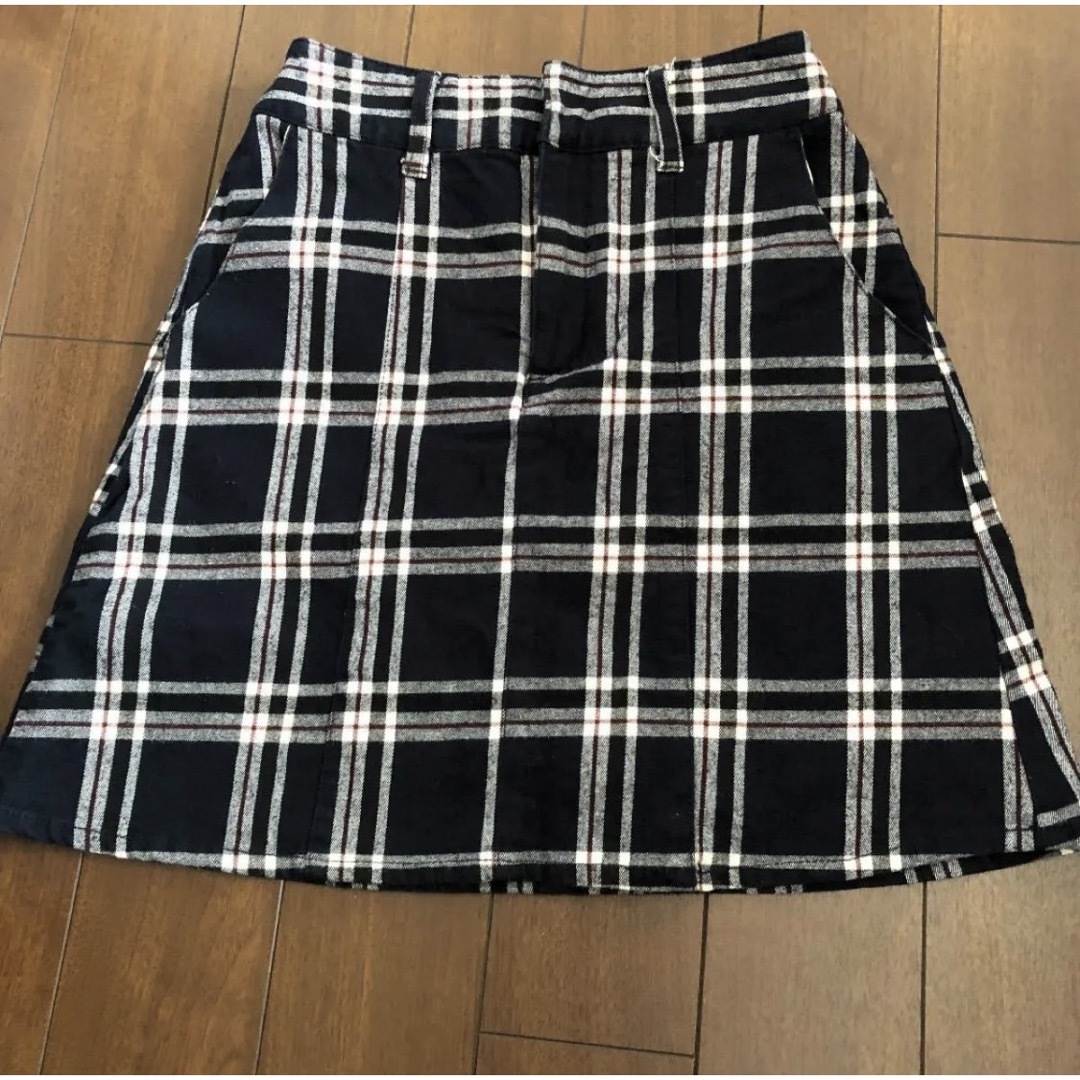 heather(ヘザー)のHeather 黒 チェック ミニスカート 台形 レディースのスカート(ミニスカート)の商品写真
