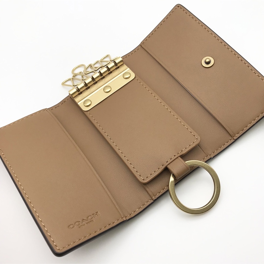 COACH(コーチ)のCOACH ★大人気★ 6リングキーケース フローラルプリント CK734 新品 レディースのファッション小物(キーケース)の商品写真