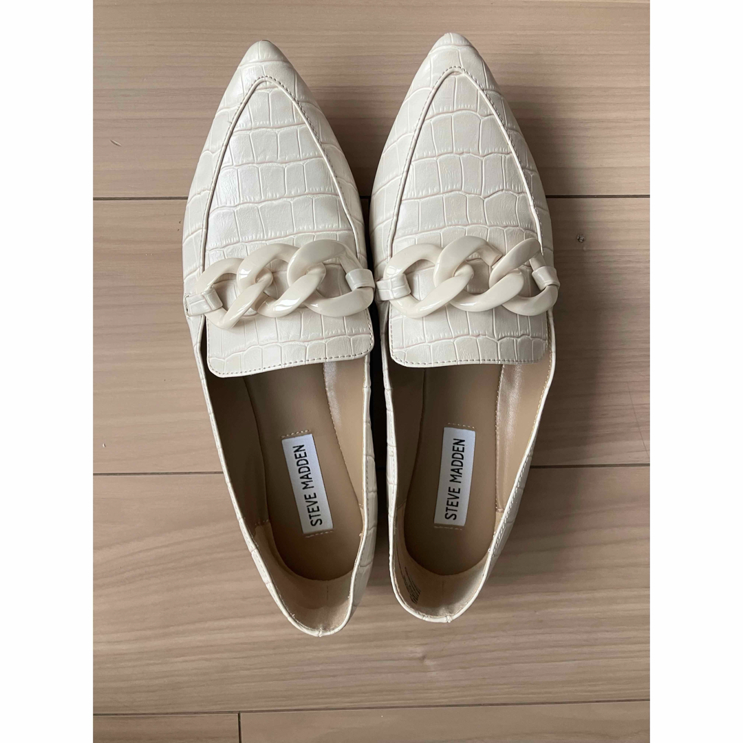 Steve Madden(スティーブマデン)のSTEVE MADDEN 【FAMED】チェーン フラットパンプス レディースの靴/シューズ(ハイヒール/パンプス)の商品写真