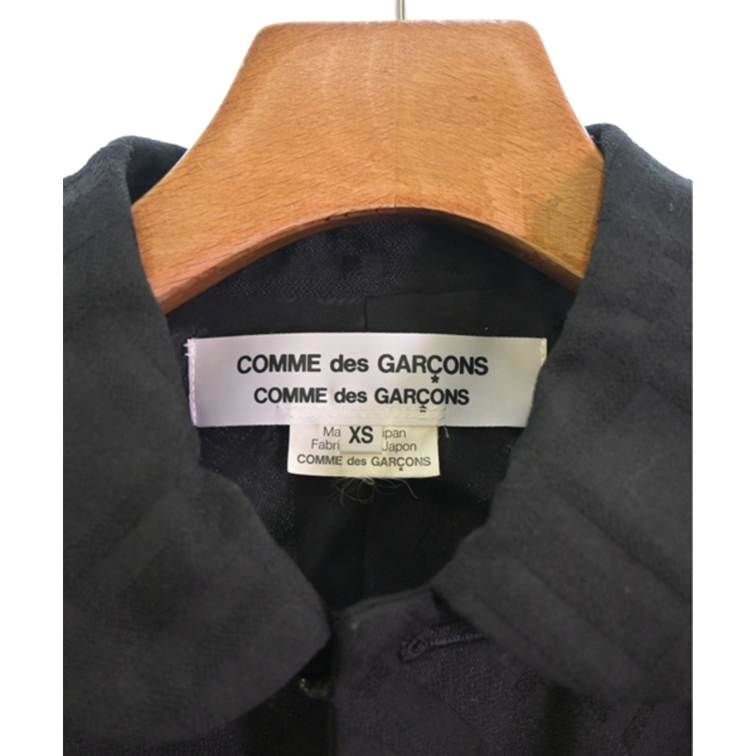 COMME des GARCONS COMME des GARCONS(コムデギャルソンコムデギャルソン)のCOMME des GARCONS COMME des GARCONS 【古着】【中古】 レディースのジャケット/アウター(テーラードジャケット)の商品写真