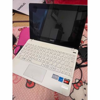 エイスース(ASUS)のノ－トPCミニサイズ中古　ASUS Windows8(ノートPC)