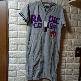 RADIC COLOR★新品★半袖ロングパーカー／グレー(パーカー)