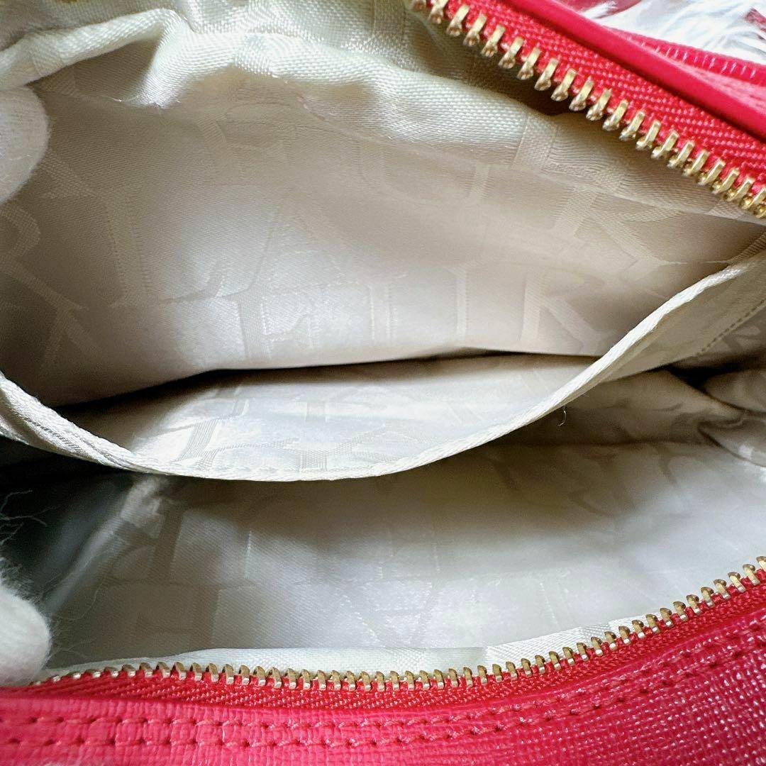 Furla(フルラ)の美品✨ フルラ ショルダーバッグ リリー カメラバッグ 斜め掛け可 赤 レザー レディースのバッグ(ショルダーバッグ)の商品写真