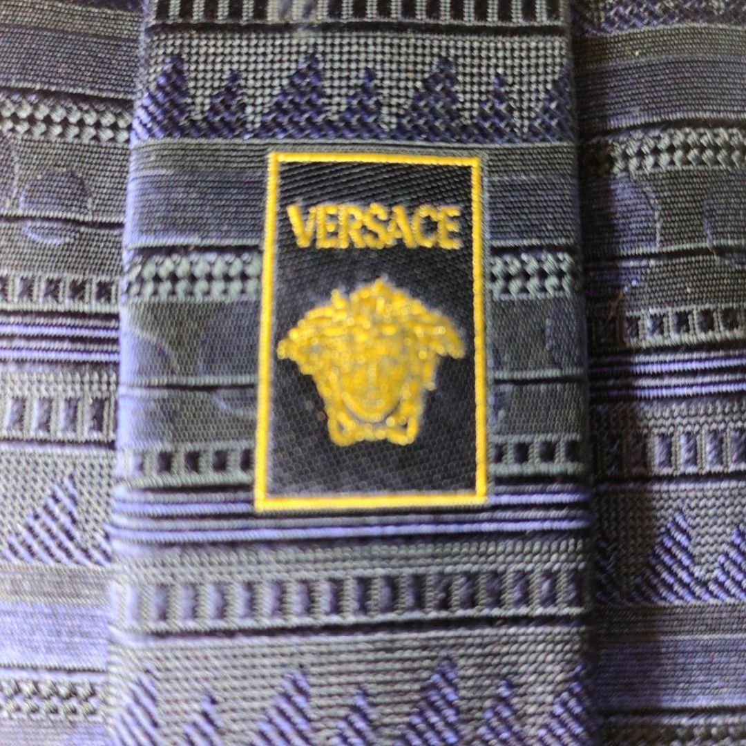 Gianni Versace(ジャンニヴェルサーチ)のVINTAGE GIANNI VERSACEネクタイ ベルサーチ 023 メンズのファッション小物(ネクタイ)の商品写真