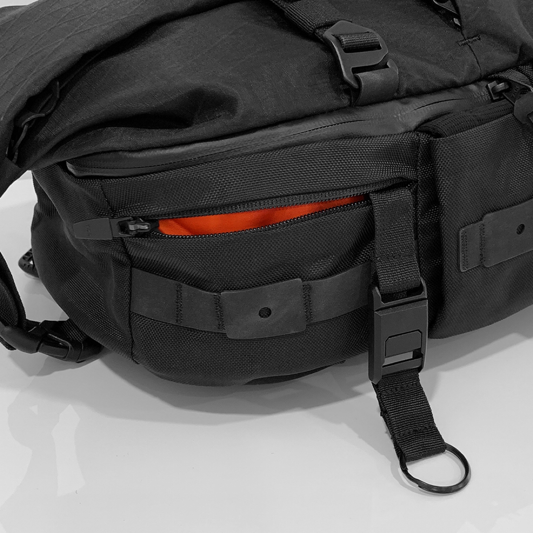 コードオブベル X-PAK EVO + BHK 新品 CODE OF BELL メンズのバッグ(バッグパック/リュック)の商品写真