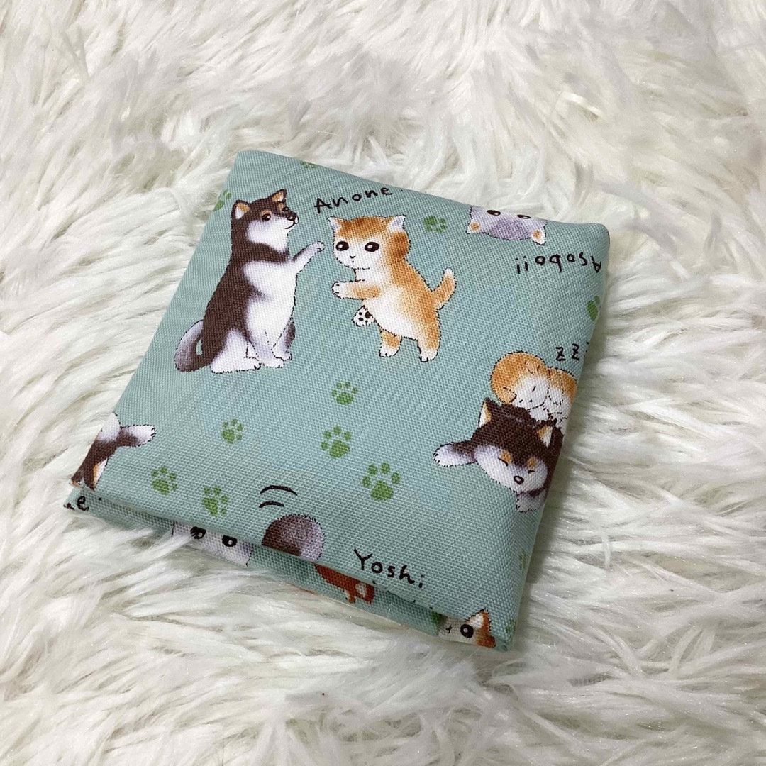 サニタリーケース 猫 ねこ 犬 いぬ 可愛い グリーン 緑 S3971 ハンドメイドのファッション小物(その他)の商品写真