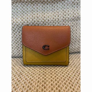 コーチ(COACH)の【極美品】コーチ　2つ折り財布(財布)