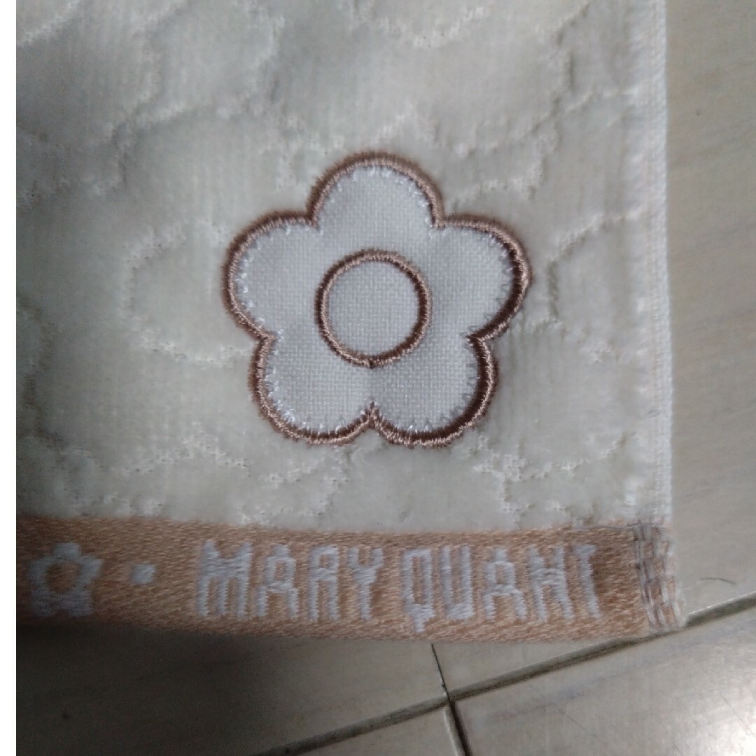 MARY QUANT(マリークワント)のマリークヮント　タオルハンカチ レディースのファッション小物(ハンカチ)の商品写真