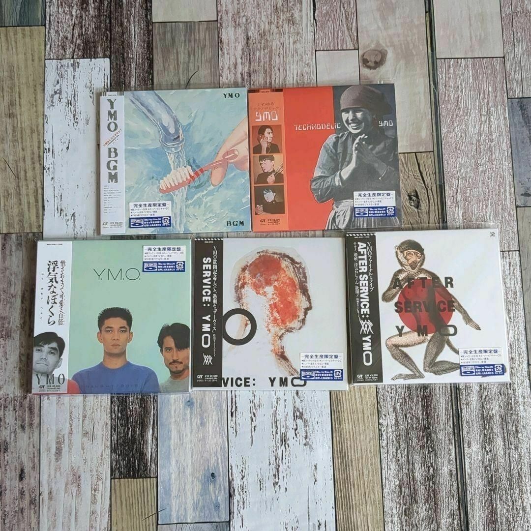 YMO　紙ジャケＣＤ１０枚　ディスクユニオン特典　ＣＤボックス+缶バッチセット エンタメ/ホビーのCD(ポップス/ロック(邦楽))の商品写真