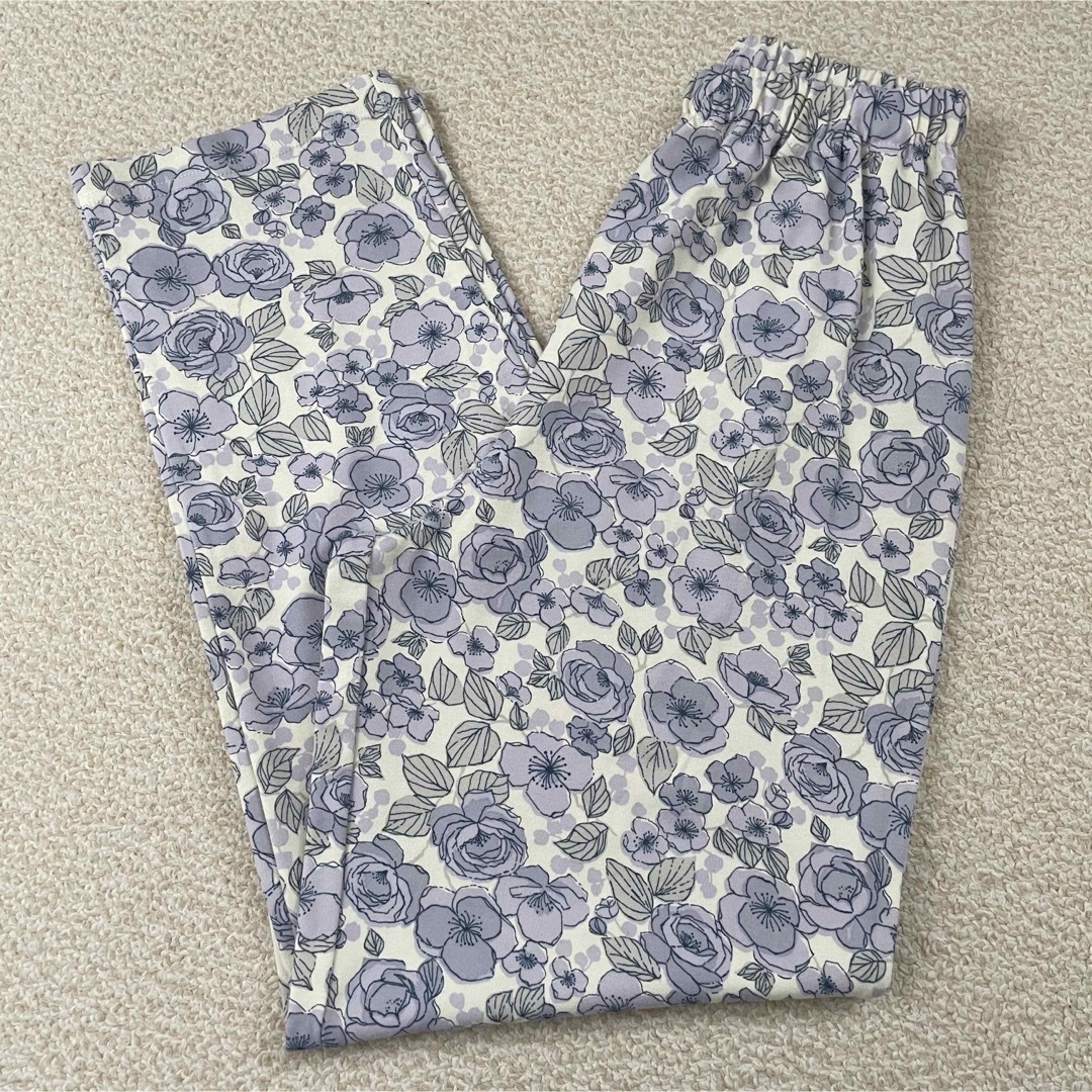 LAURA ASHLEY(ローラアシュレイ)の新品★LAURA ASHLEY 花柄 パジャマ パープル Mサイズ レディースのルームウェア/パジャマ(パジャマ)の商品写真