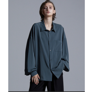 エマクローズ(EMMA CLOTHES)のLoose/ルース　ドレープトロミ ボリュームスリーブシャツ(シャツ)
