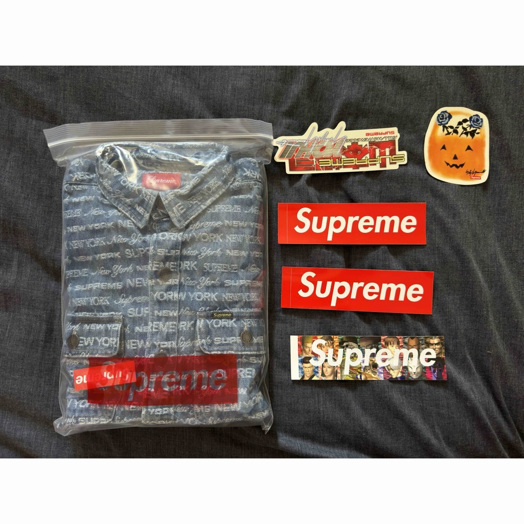 Supreme(シュプリーム)のSupreme -Multi Type Jacquard Denim Shirt レディースのトップス(シャツ/ブラウス(長袖/七分))の商品写真