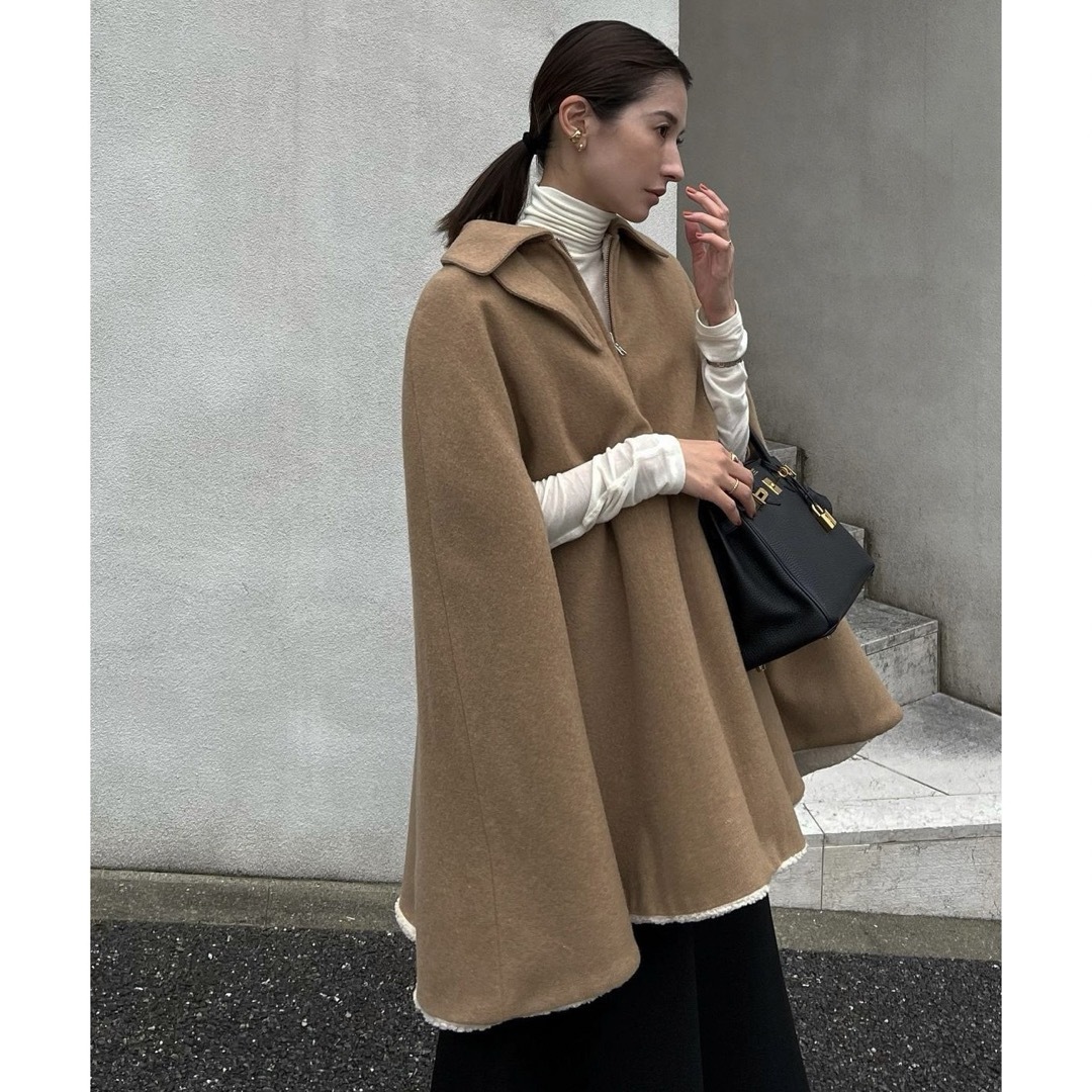 CLANE(クラネ)のclane REVERSIBLE BOA MILITARY CAPE COAT レディースのジャケット/アウター(ポンチョ)の商品写真