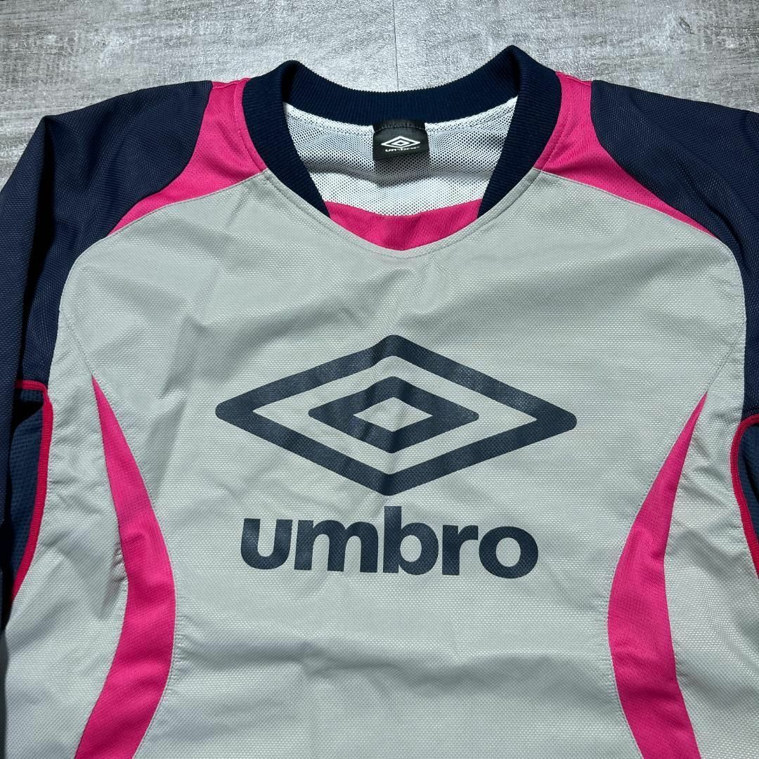 UMBRO(アンブロ)のumbro アンブロ 中綿 ピステ トラックジャケット 上下 セットアップ L スポーツ/アウトドアのサッカー/フットサル(ウェア)の商品写真