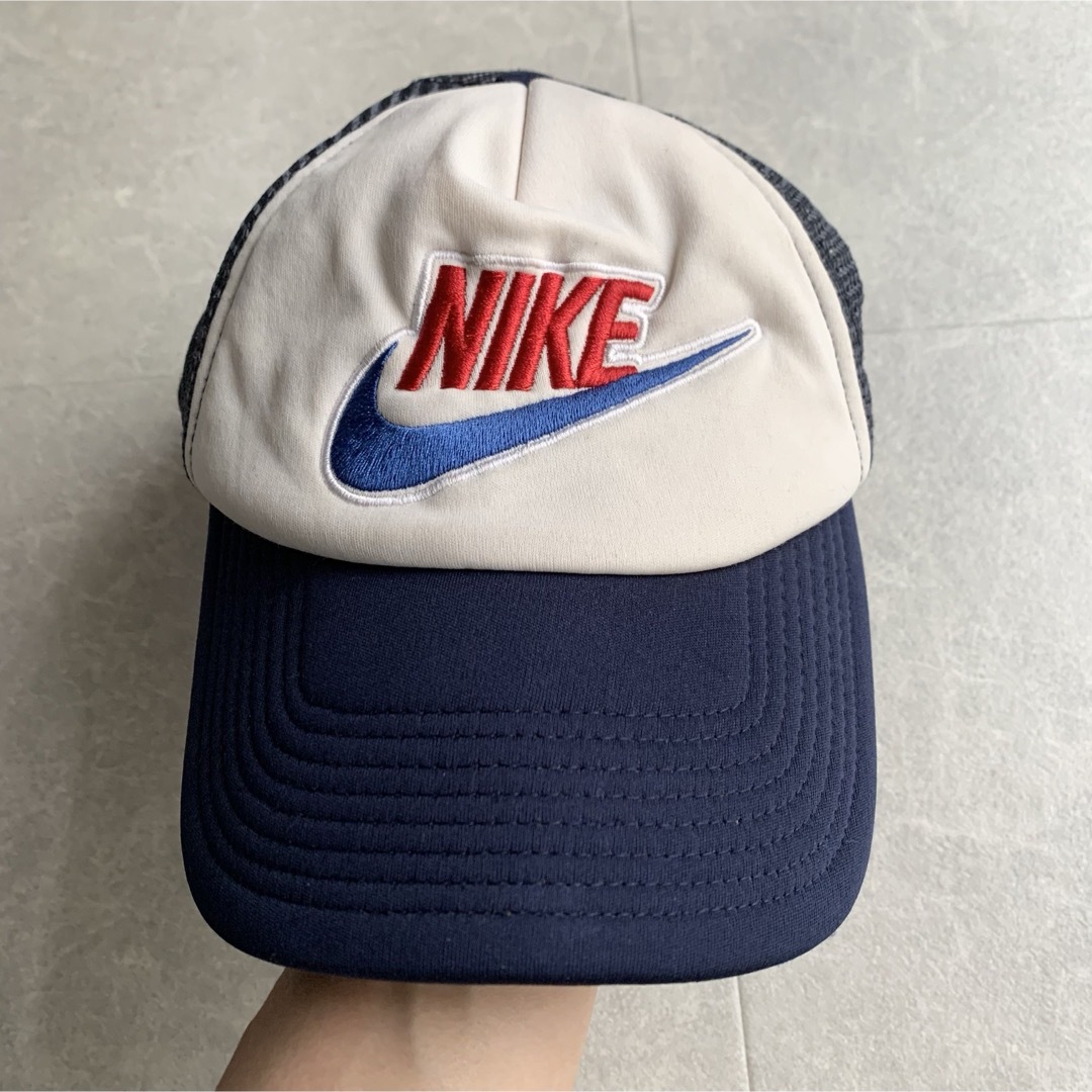 NIKE(ナイキ)のNIKE ベースボールキャップ メッシュ 刺繍 90s 00s メンズの帽子(キャップ)の商品写真