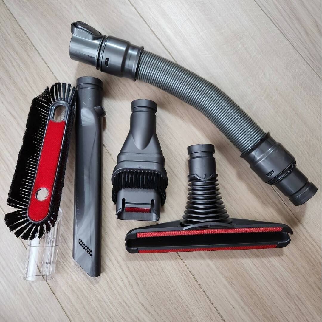 Dyson(ダイソン)のDyson　掃除機ツールセット スマホ/家電/カメラの生活家電(掃除機)の商品写真