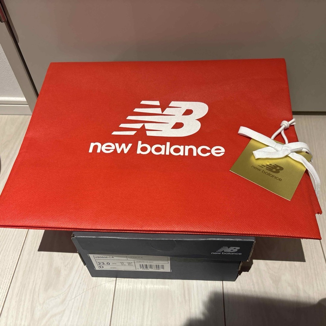 New Balance(ニューバランス)の新品　ニューバランス　90/60 ECA ホワイト U9060ECA　23.0 レディースの靴/シューズ(スニーカー)の商品写真