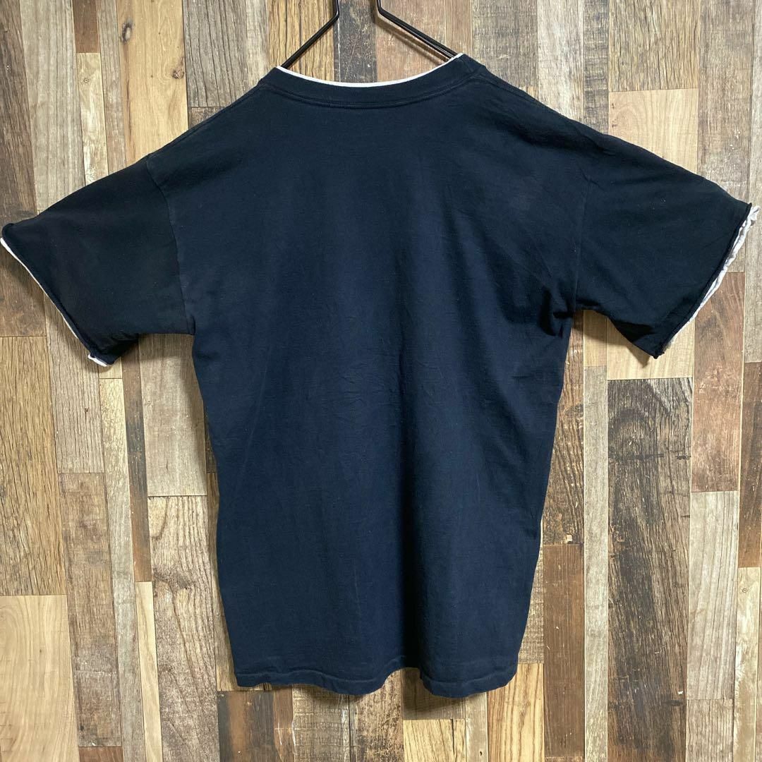 USA製 カレッジロゴ ヴィンテージ メンズ ブラック 古着 半袖 Tシャツ メンズのトップス(Tシャツ/カットソー(半袖/袖なし))の商品写真
