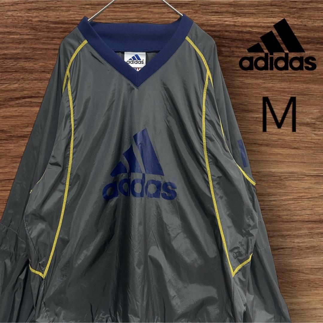 adidas(アディダス)の古着！adidas/アディダス　ナイロンプルオーバージャケット　Ｍ　大きめ メンズのジャケット/アウター(ナイロンジャケット)の商品写真