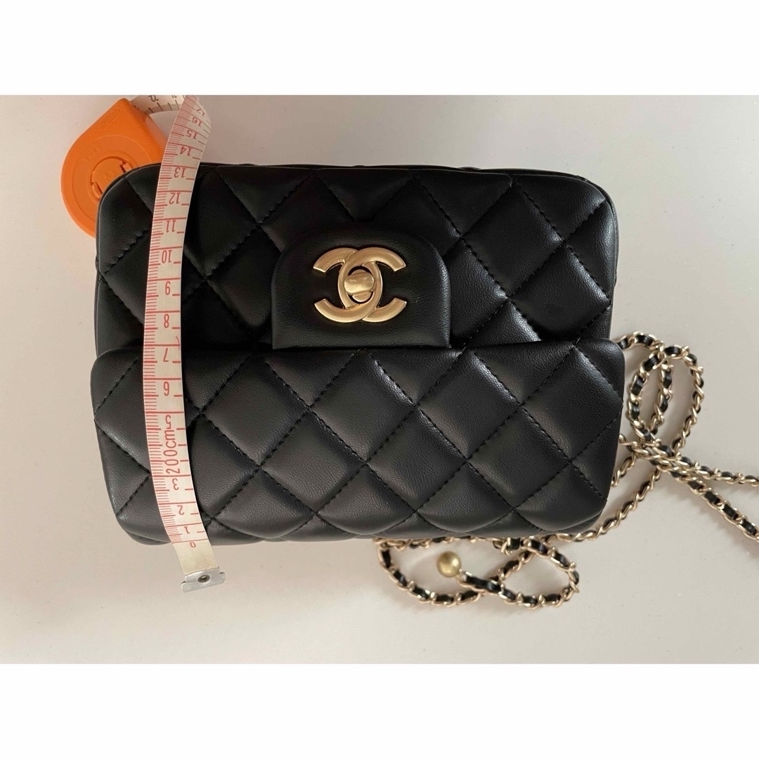 CHANEL(シャネル)のCHANEL  シャネル　マトラッセ　ボールチェーン レディースのバッグ(ショルダーバッグ)の商品写真