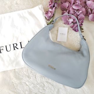 フルラ(Furla)の美品FURLA シボ革ショルダーバッグ 水色 保存袋 サックス(ショルダーバッグ)