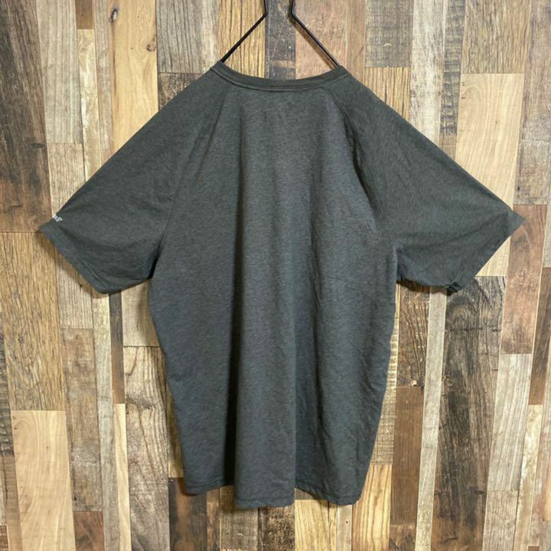 carhartt(カーハート)のカーハート ポケTシャツ グレー ロゴ L Tシャツ USA古着 半袖 灰色 メンズのトップス(Tシャツ/カットソー(半袖/袖なし))の商品写真