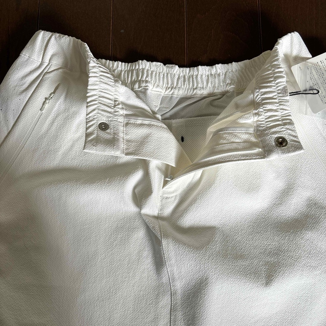 PEARLY GATES(パーリーゲイツ)のパーリーゲイツPGGNyタスランドビーストレッチホワイトスカートサイズ1 レディースのスカート(ミニスカート)の商品写真