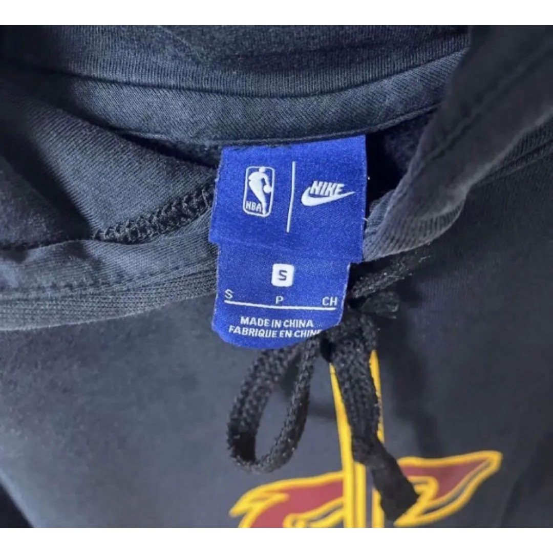 NIKE(ナイキ)のナイキ NBA パーカー スウェット サイズS デカロゴ 長袖 プルオーバー メンズのトップス(パーカー)の商品写真
