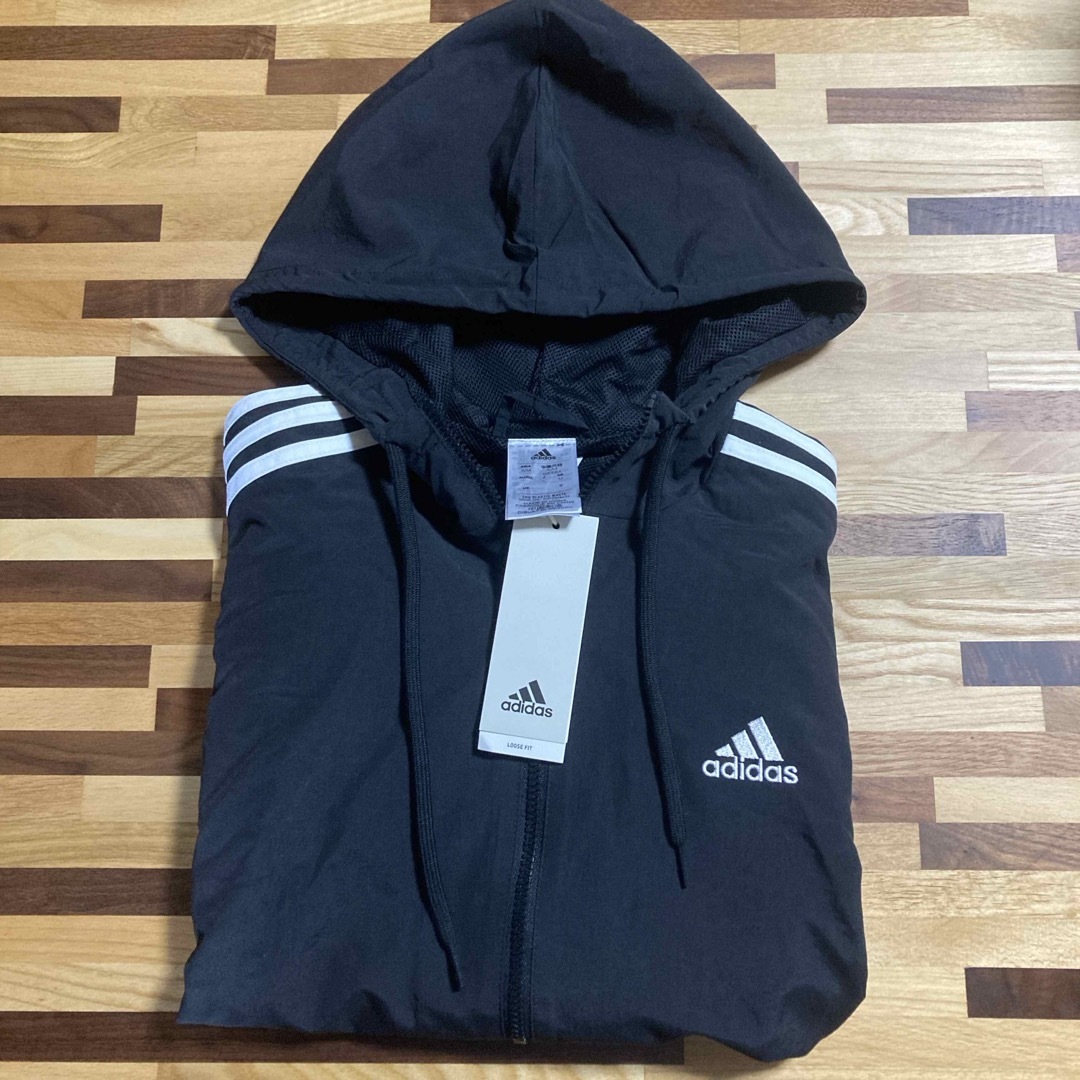 adidas - アディダスパーカー ナイロン ショート丈 ブラック adidas - アディダスパーカー ナイロン ショート丈 ブラック