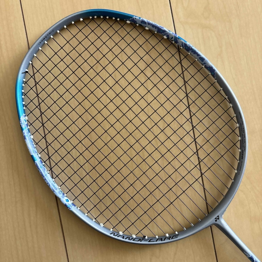 YONEX(ヨネックス)のナノフレア　バドミントン　ラケット　200 300 400 テニス　バド　部活 スポーツ/アウトドアのスポーツ/アウトドア その他(バドミントン)の商品写真